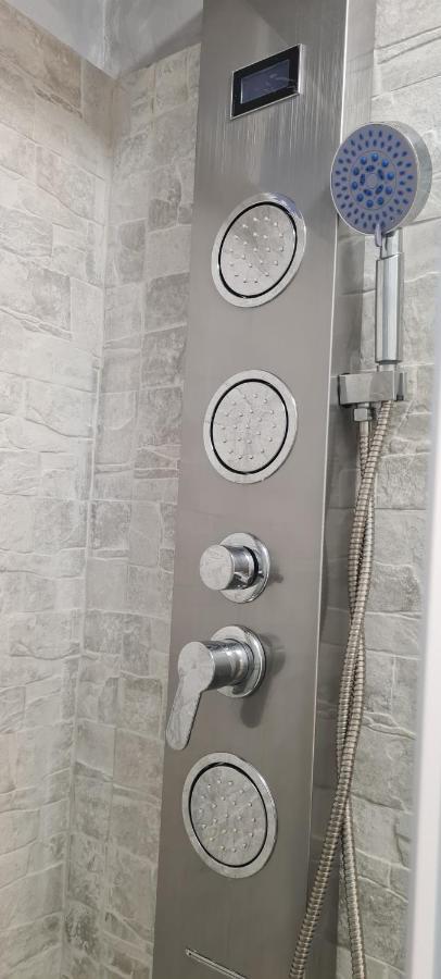 Di Paola Via Crisanzio Apartamento *